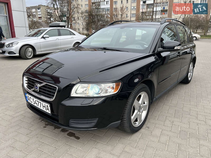 2009 volvo v50