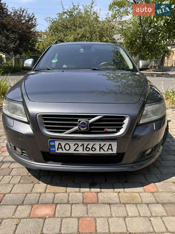 2010 volvo v50