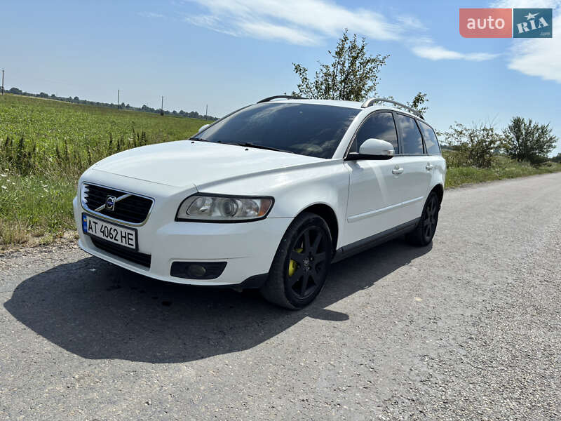 2009 volvo v50