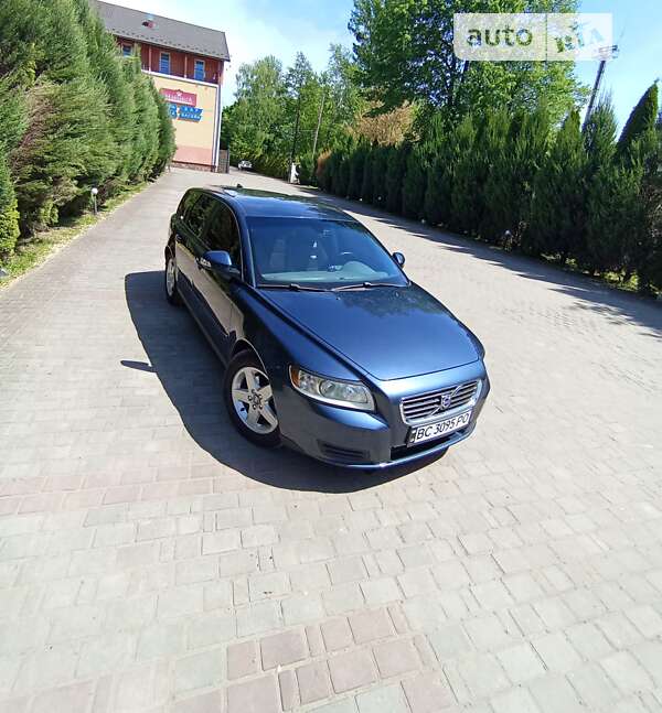 2009 volvo v50
