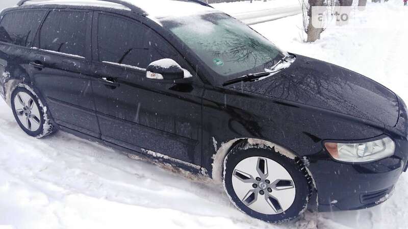 2009 volvo v50