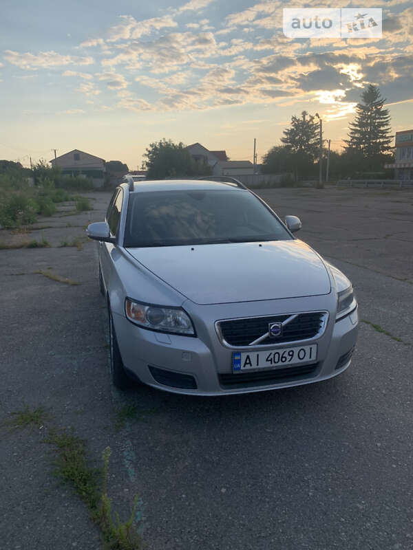 2009 volvo v50
