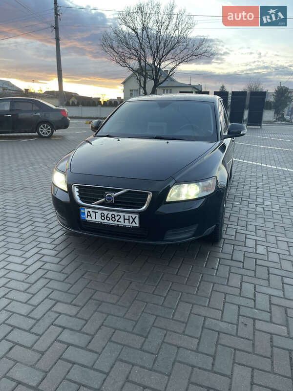 2009 volvo v50