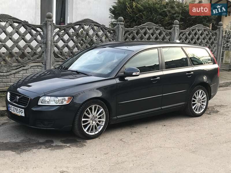 2009 volvo v50