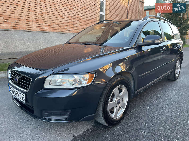 2009 volvo v50