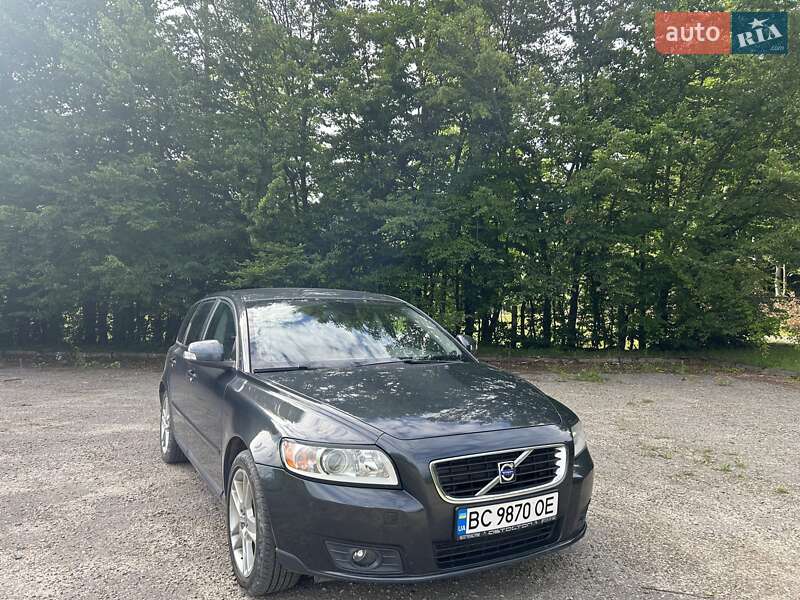 2009 volvo v50