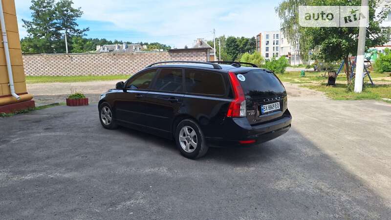 2009 volvo v50
