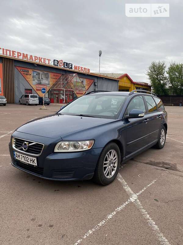 2010 volvo v50