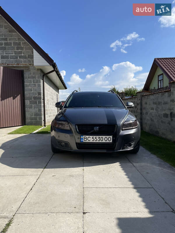 2009 volvo v50