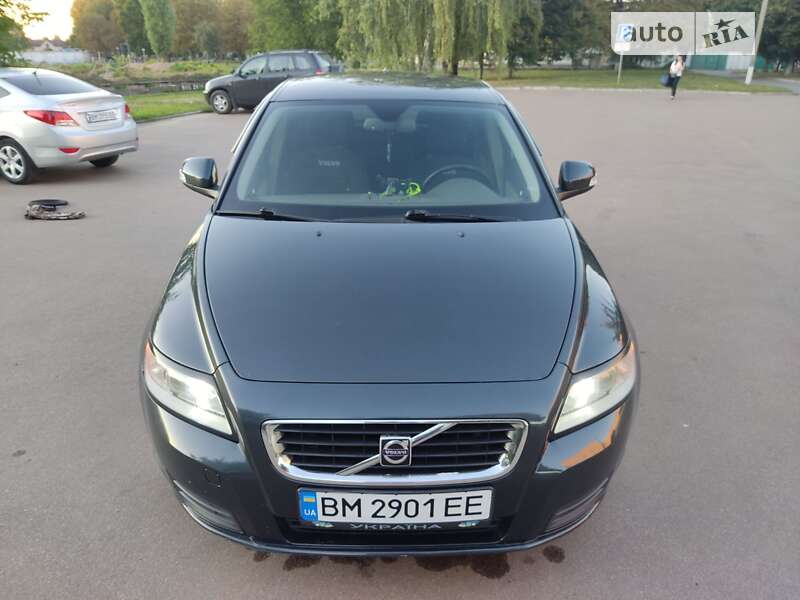 2009 volvo v50