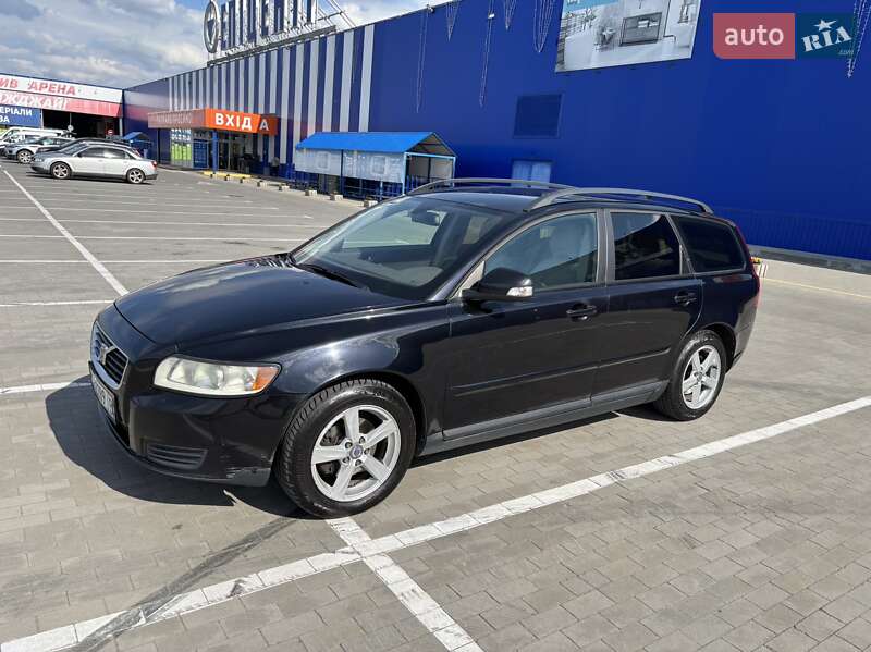 2009 volvo v50