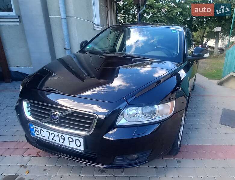 2009 volvo v50