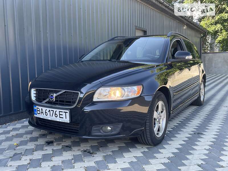 2009 volvo v50