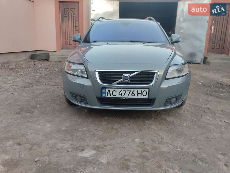 2009 volvo v50