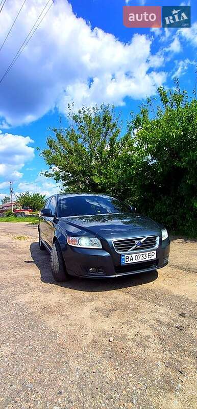 2009 volvo v50