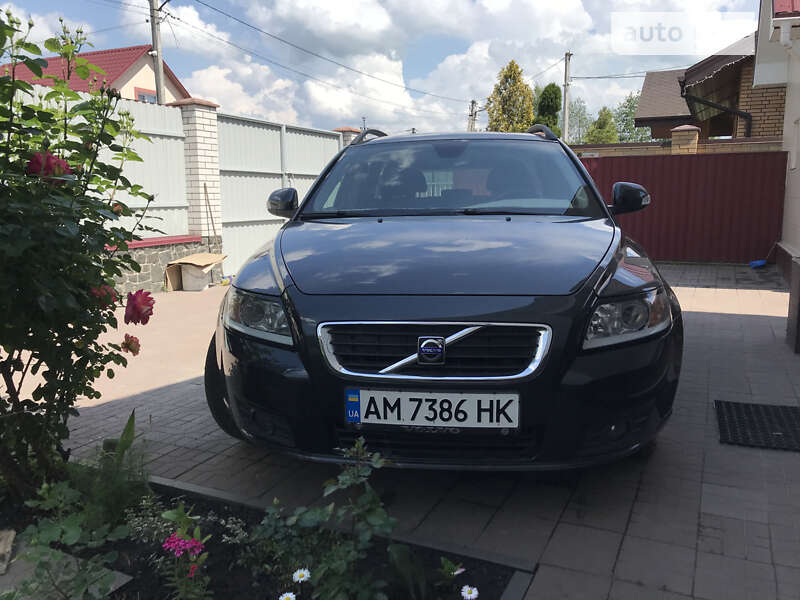 2010 volvo v50