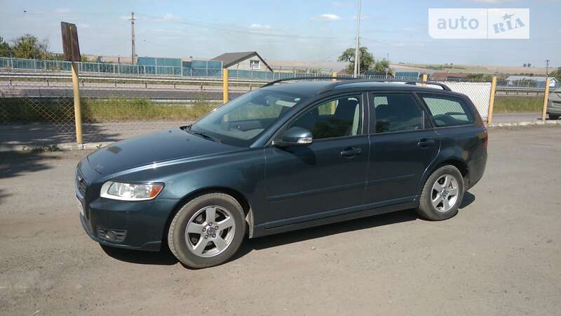 2009 volvo v50