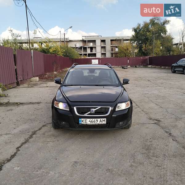 2009 volvo v50