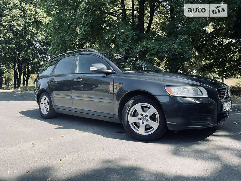 2009 volvo v50