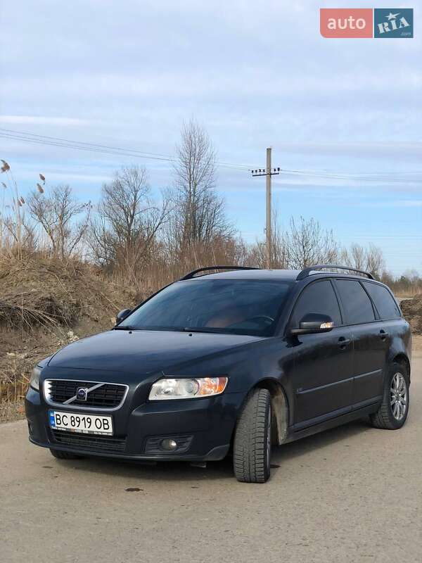 2009 volvo v50