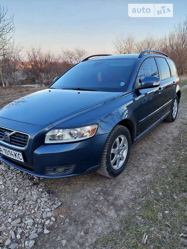 2010 volvo v50