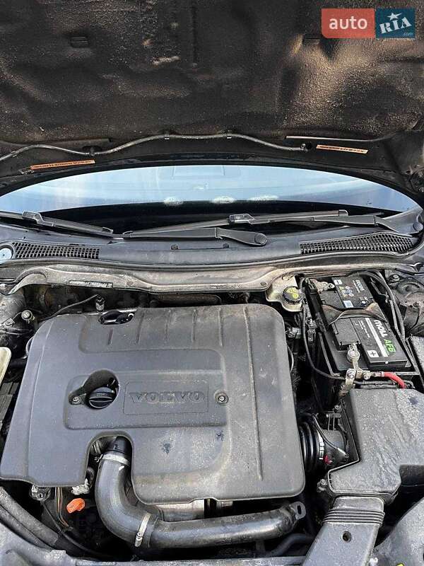 2009 volvo v50