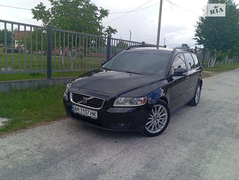 2010 volvo v50