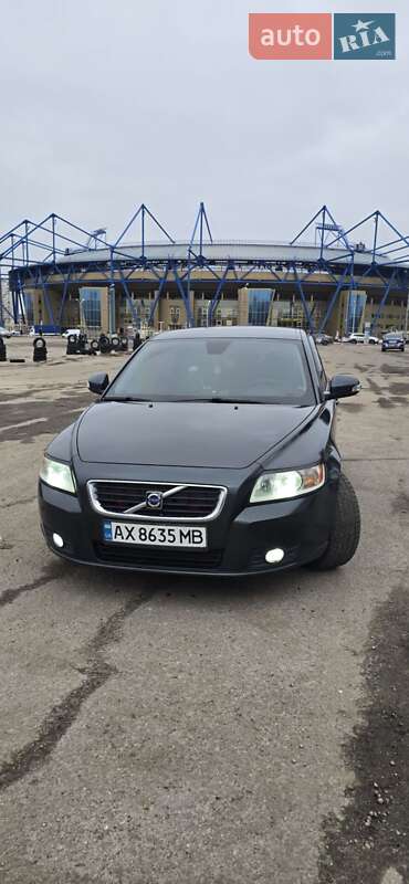 2010 volvo v50