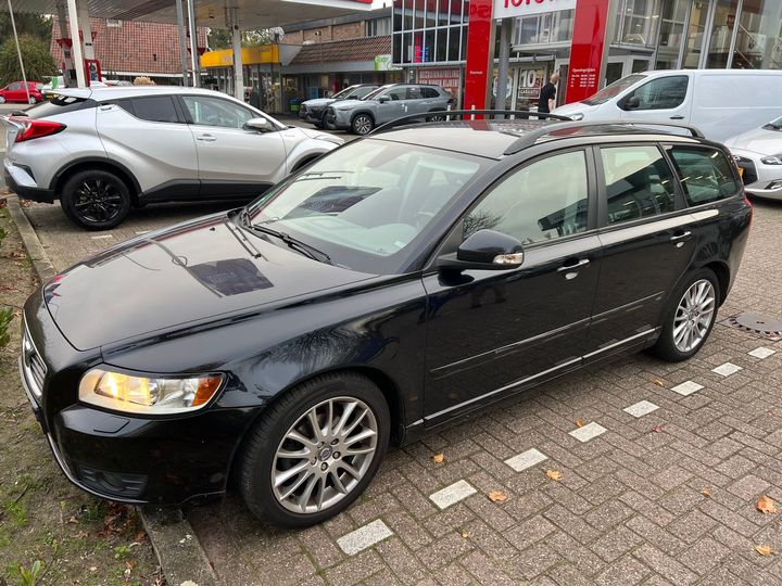 2010 volvo v50