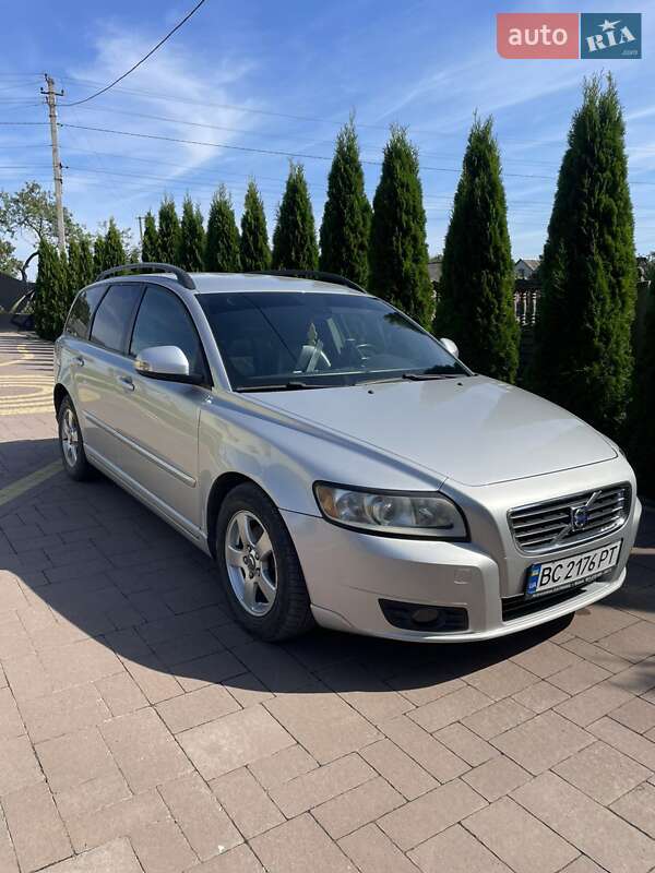 2010 volvo v50