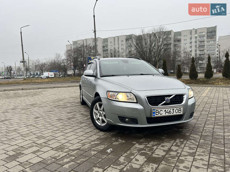 2010 volvo v50