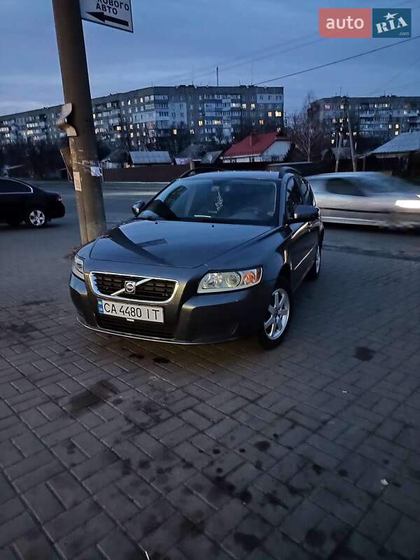 2010 volvo v50