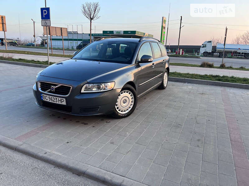 2010 volvo v50