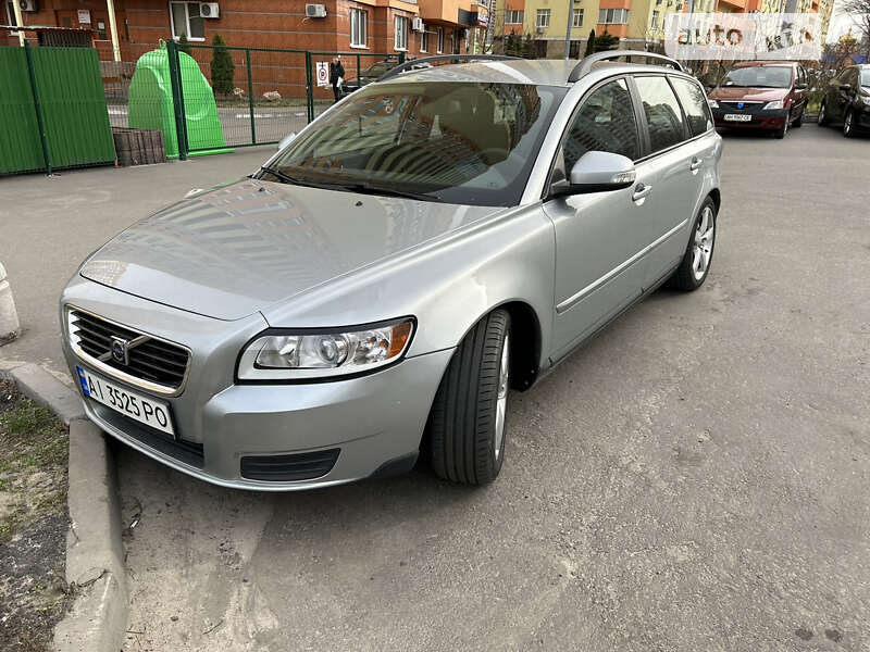 2010 volvo v50