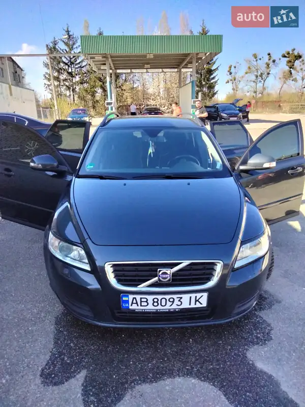 2010 volvo v50