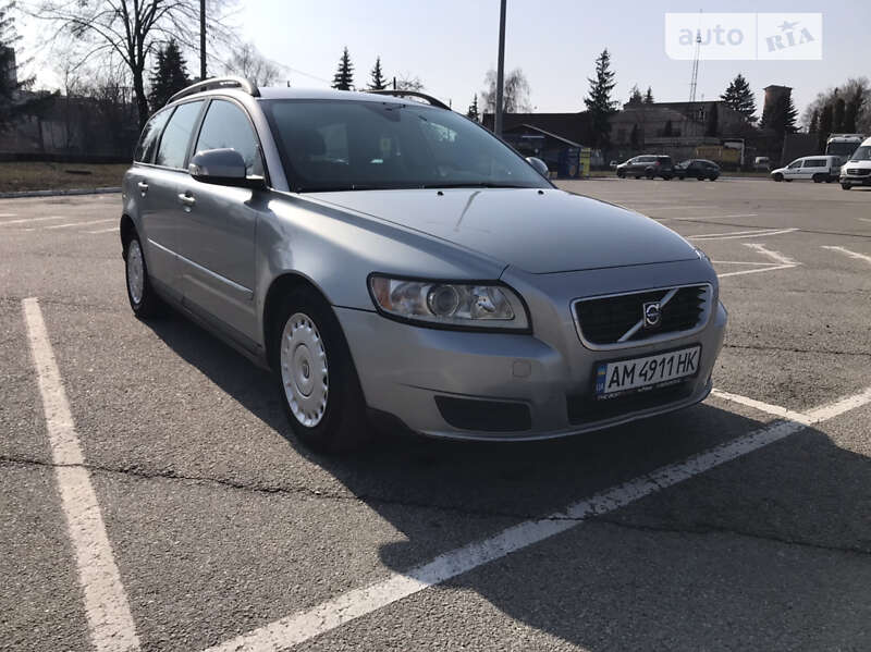2010 volvo v50