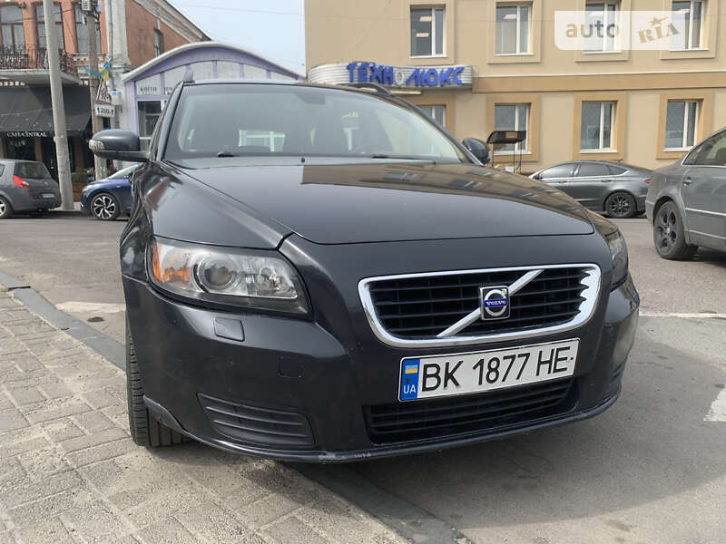 2010 volvo v50
