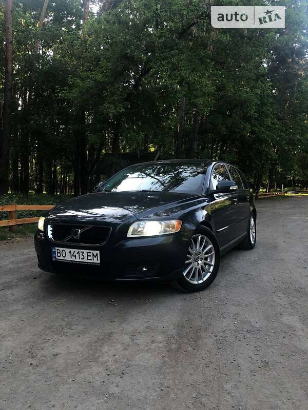 2010 volvo v50