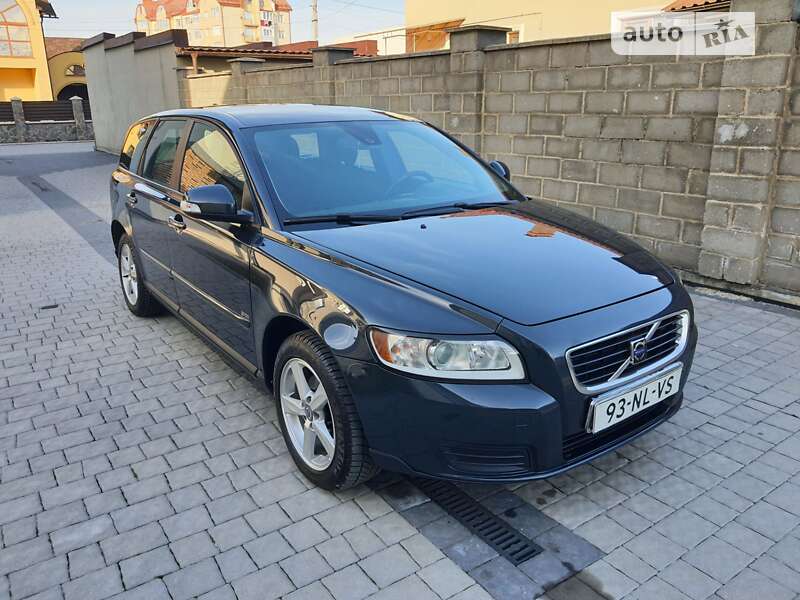 2010 volvo v50