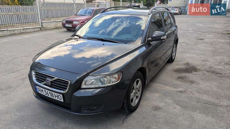 2010 volvo v50