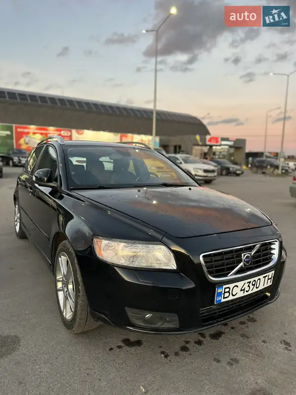 2010 volvo v50