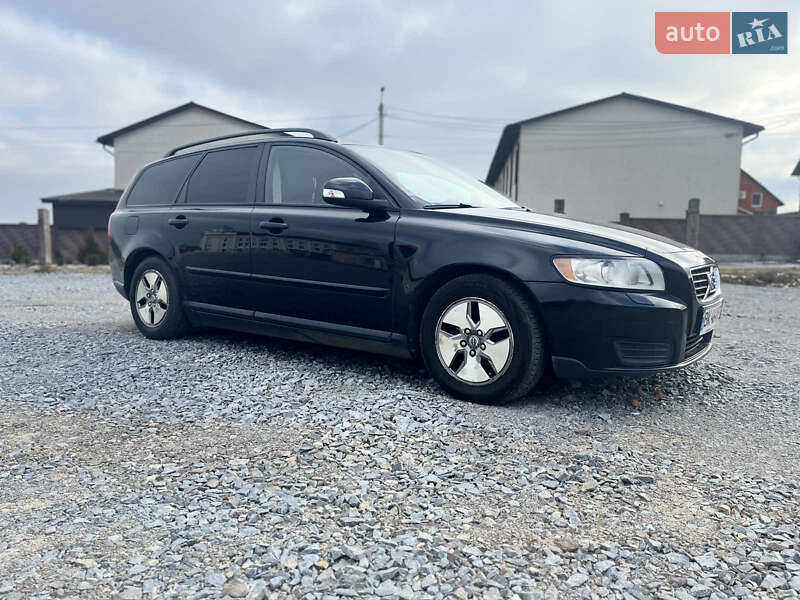 2010 volvo v50