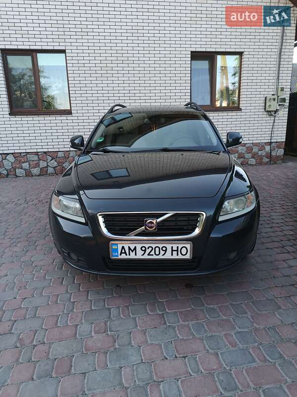 2010 volvo v50