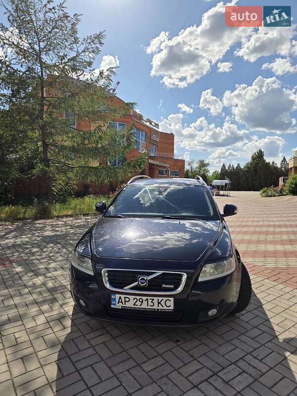 2010 volvo v50