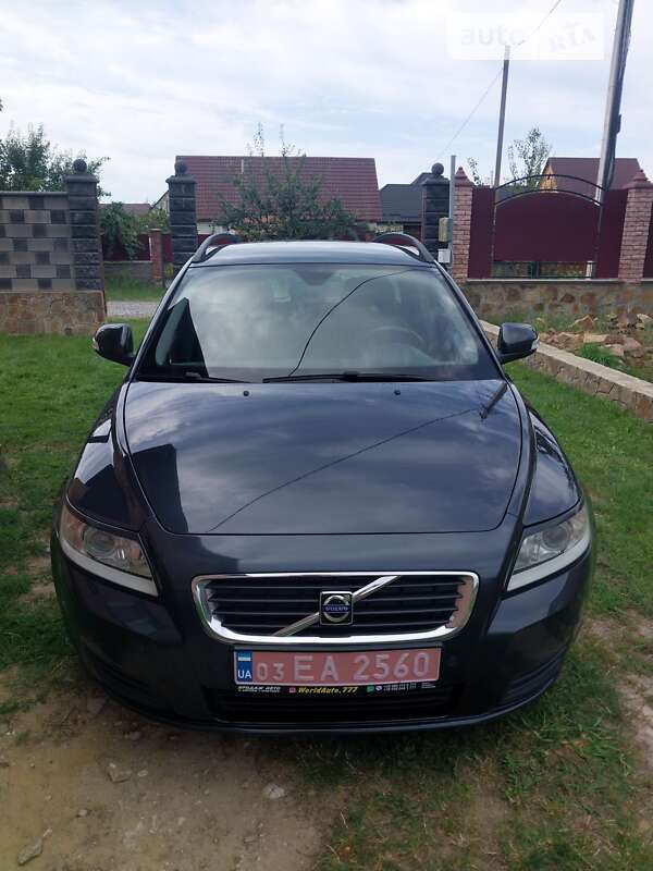 2010 volvo v50