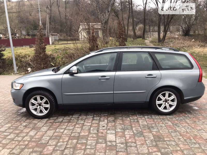 2010 volvo v50