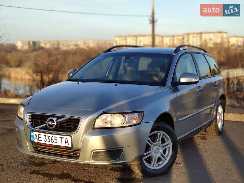 2010 volvo v50