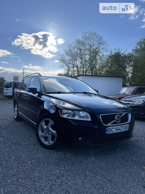 2010 volvo v50