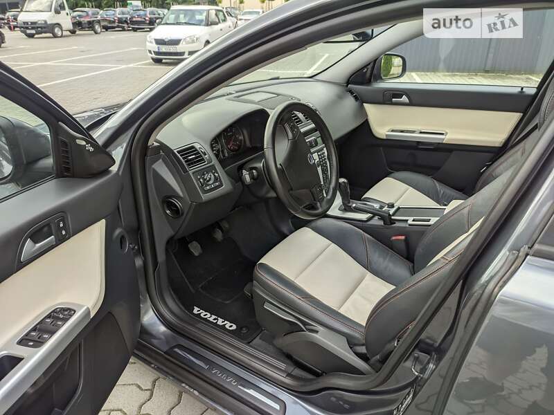 2010 volvo v50