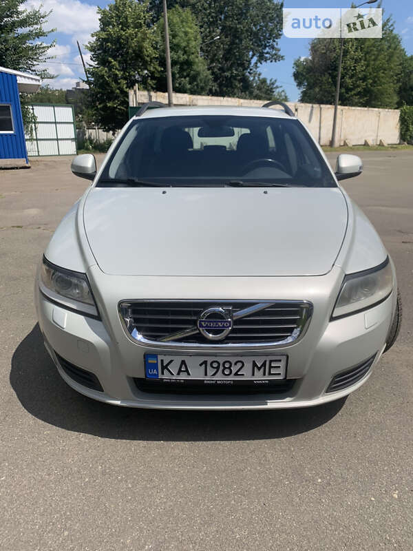 2010 volvo v50